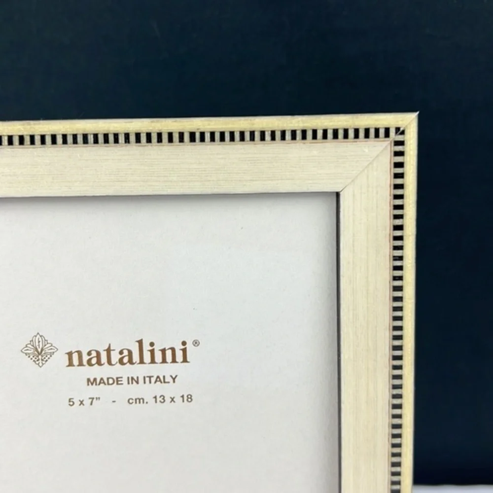 Natalini - ‘Ivory & Black Trim’ Wood Picture Frame. 5” x 7”. NWT. Firm!